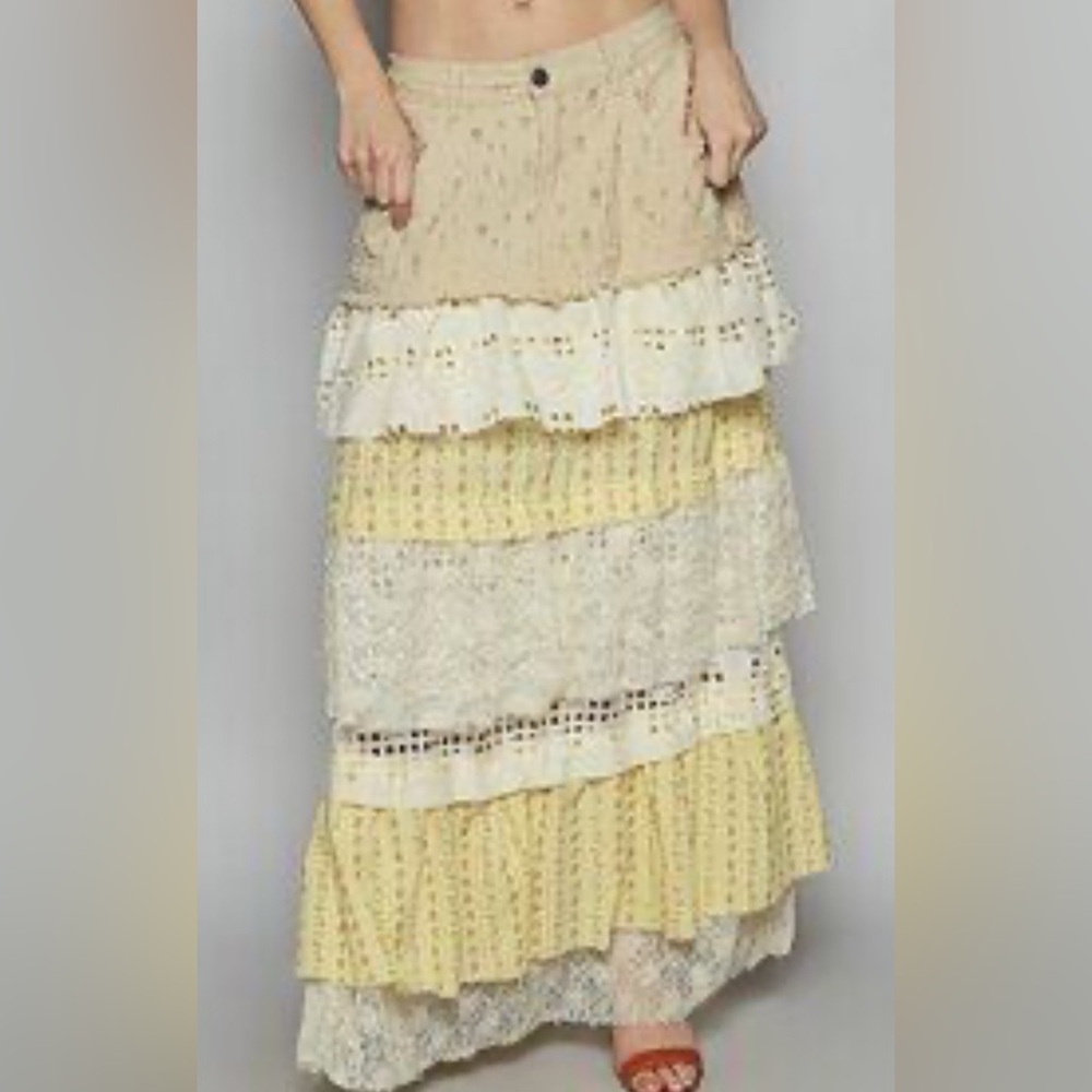 POL Tiered Boho Maxi Skirt in Cream and Pale Yellow